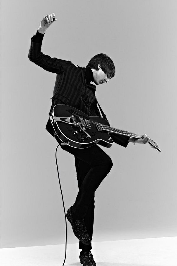 Miles Kane photo
